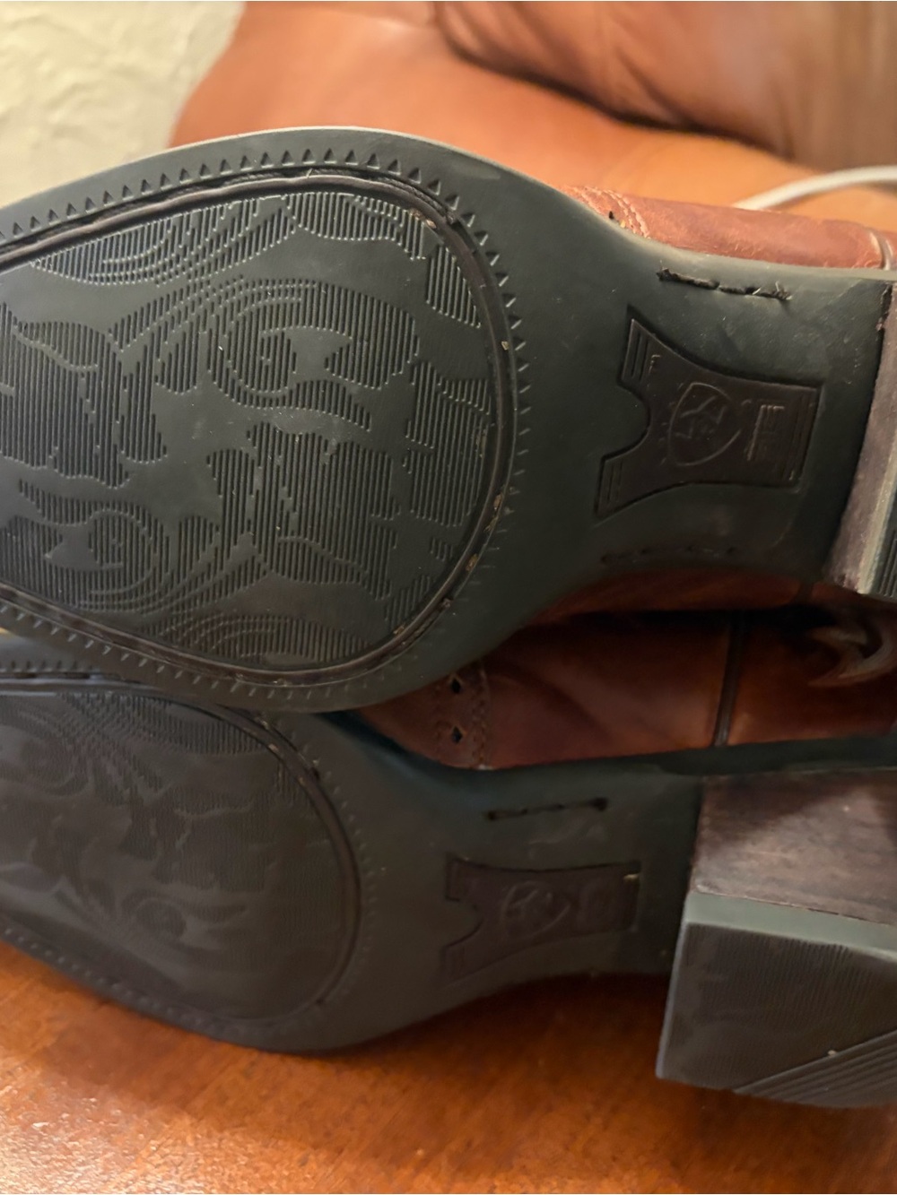 Ariat heritage Cognac Brown Embroidered Western Heeled Boots - Women's 10 - Picture 8 of 10